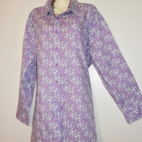 Women Within Tops - Women Within 2X 3X Purple Top Floral Button E316